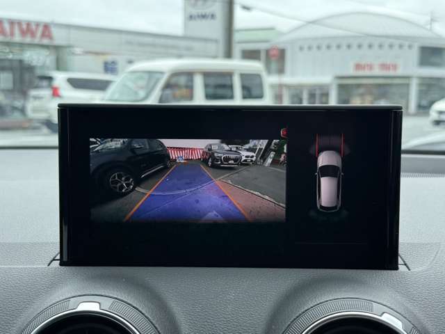 アウディ Ｑ２ １．０　ＴＦＳＩ　スポーツ H29年 (東海) 99
