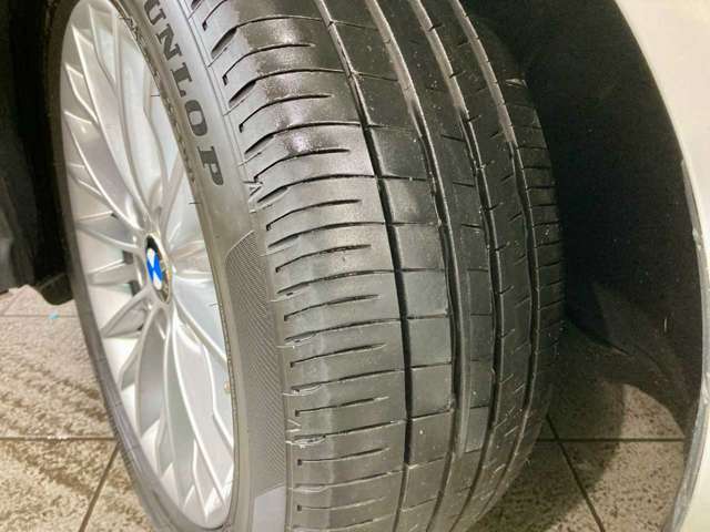 ＢＭＷ ３シリーズ ３２０Ｉ Ｘドライブ ラグジュアリー ４ＷＤ H24年 () 99