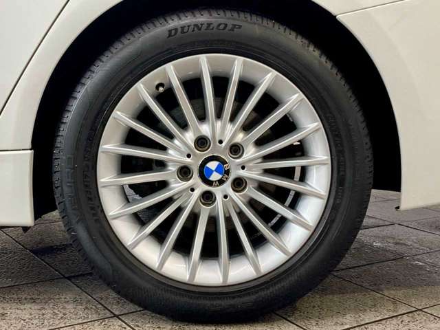 ＢＭＷ ３シリーズ ３２０Ｉ Ｘドライブ ラグジュアリー ４ＷＤ H24年 () 99