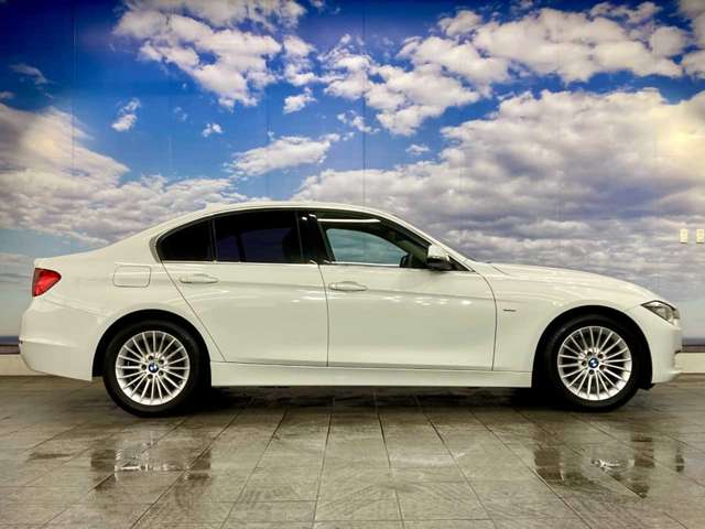 ＢＭＷ ３シリーズ ３２０Ｉ Ｘドライブ ラグジュアリー ４ＷＤ H24年 () 99