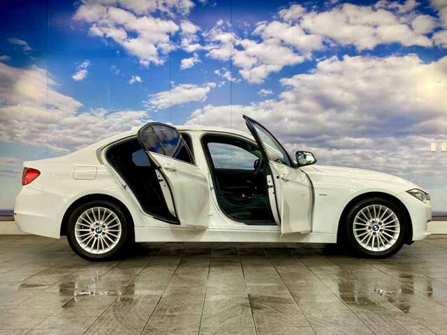 ＢＭＷ ３シリーズ ３２０Ｉ Ｘドライブ ラグジュアリー ４ＷＤ H24年 () 99