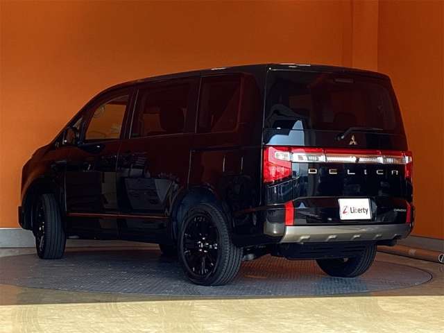 三菱 デリカ　Ｄ：５ ２．２ シャモニー 電動サイドステップ非装着車 ディーゼルターボ ４ＷＤ R8年 (近畿) 99