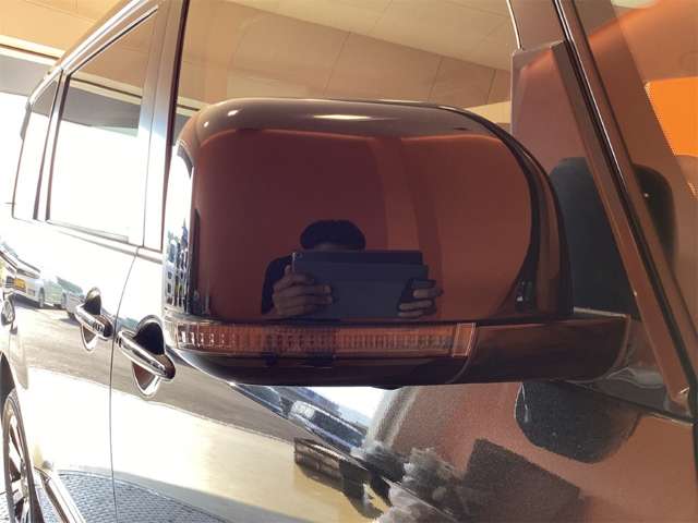 三菱 デリカ　Ｄ：５ ２．２ シャモニー 電動サイドステップ非装着車 ディーゼルターボ ４ＷＤ R8年 (近畿) 99