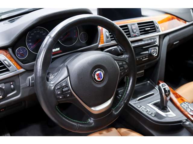 ＢＭＷアルピナ Ｄ３ リムジン ビターボ R1年 (関東) 99