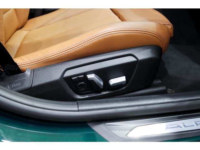 ＢＭＷアルピナ Ｄ３ リムジン ビターボ R1年 (関東) 99