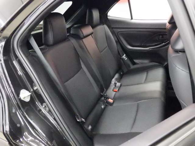 トヨタ ヤリスクロス　ハイブリッド １．５ ハイブリッド Ｚ Ｅ－ＦＯＵＲ ４ＷＤ R7年 () 99