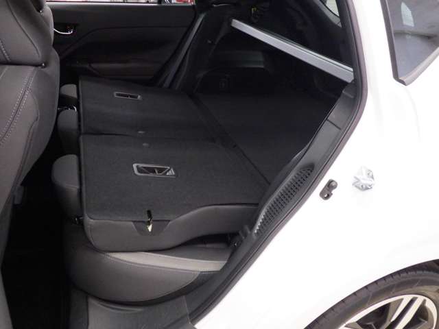 スバル インプレッサ　ハイブリッド ２．０ ＳＴ－Ｈ ４ＷＤ R5年 () 99