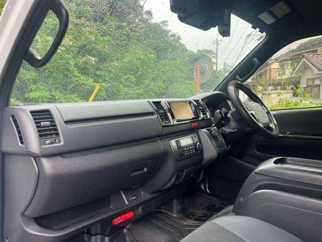 トヨタ ハイエースバン ２．８ スーパーＧＬ ダークプライムＩＩ ロングボディ ディーゼルターボ ４ＷＤ R3年 (関東) 99