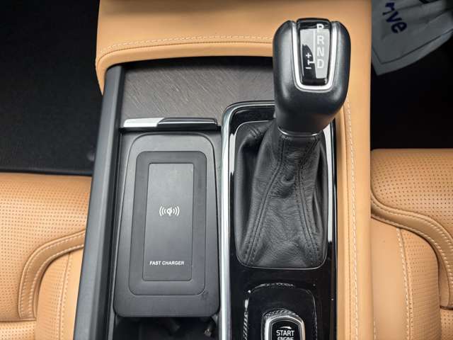 ボルボ Ｖ９０クロスカントリー Ｔ５ ＡＷＤ サマム ４ＷＤ H29年 (関東) 99