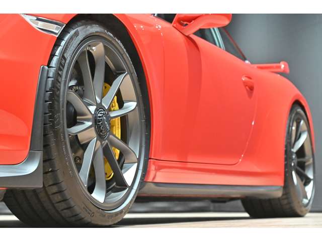 ポルシェ ９１１ ＧＴ３ ＰＤＫ H26年 (関東) 99