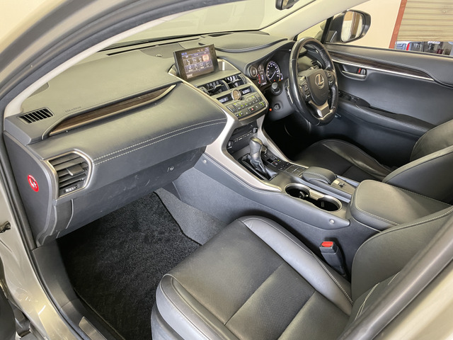 レクサス ＮＸ２００ｔ バージョンＬ H27年 (甲信越・北陸) 99