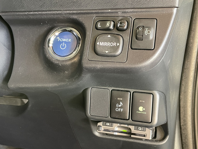 トヨタ アクア １．５ Ｓ H24年 () 99