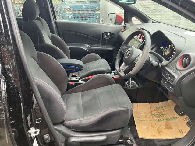 日産 ノート １．２ Ｅ－ＰＯＷＥＲ ＮＩＳＭＯ R2年 (近畿) 99
