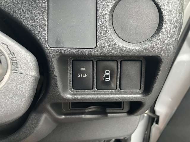 トヨタ ハイエースバン ＤＸ H29年 (近畿) 99