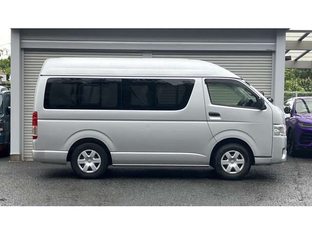 トヨタ ハイエースバン ＤＸ H29年 (近畿) 99