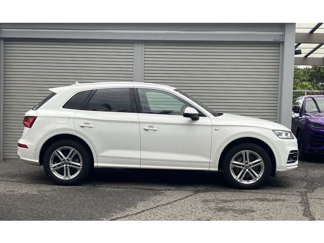 アウディ Ｑ５ ２．０ ＴＦＳＩ クワトロ スポーツ Ｓラインパッケージ ４ＷＤ H30年 (近畿) 99
