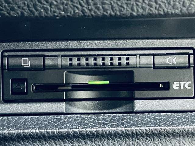 トヨタ ヴォクシー ２．０ ＺＳ H26年 (近畿) 99