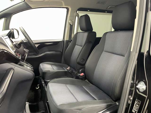 トヨタ ヴォクシー ２．０ ＺＳ H26年 (近畿) 99