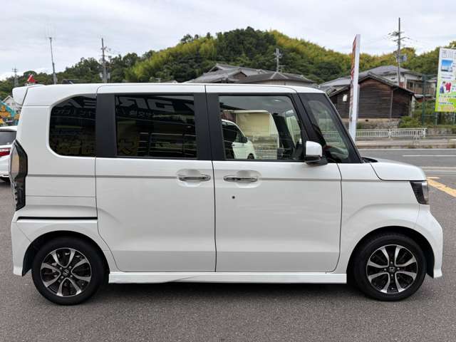 ホンダ Ｎ　ＢＯＸ カスタム ６６０ Ｇ ＥＸ ホンダセンシング R1年 (近畿) 99
