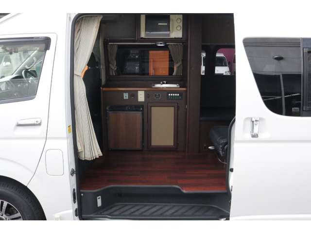 トヨタ ハイエースバン ＯＭＣ H25年 (中国) 99