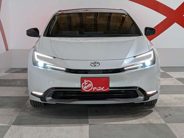 トヨタ プリウス ２．０ Ｚ Ｅ－ＦＯＵＲ ４ＷＤ R5年 () 99