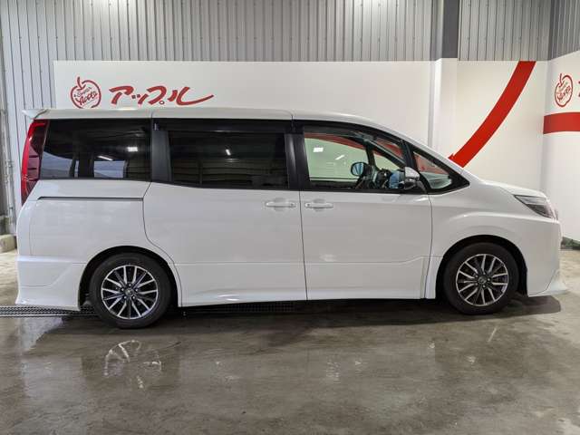 トヨタ ノア ２．０ ＳＩ ４ＷＤ H26年 () 99