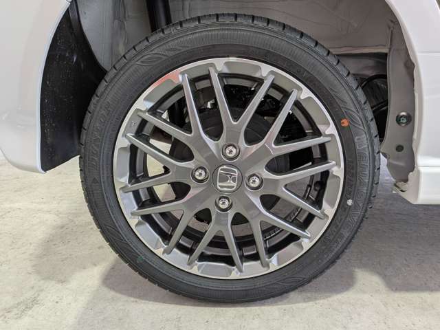 ホンダ Ｎ　ＢＯＸ カスタム ６６０ ターボ ４ＷＤ R8年 (東北) 99