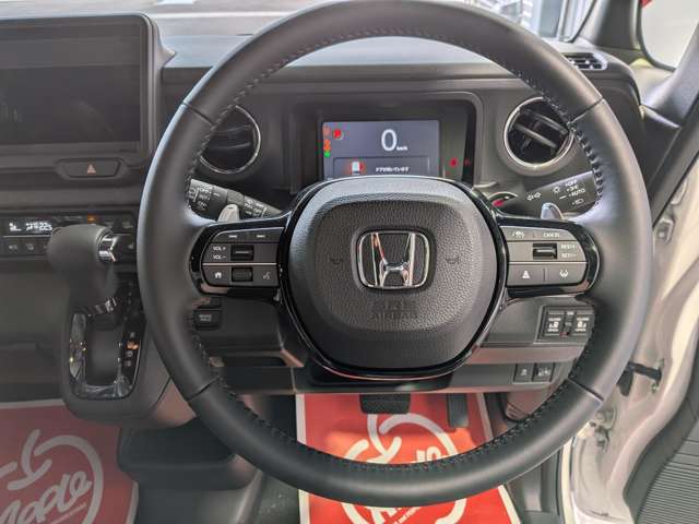 ホンダ Ｎ　ＢＯＸ カスタム ６６０ ターボ ４ＷＤ R8年 (東北) 99