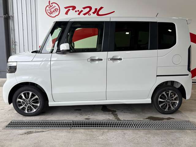 ホンダ Ｎ　ＢＯＸ カスタム ６６０ ４ＷＤ R7年 (東北) 99