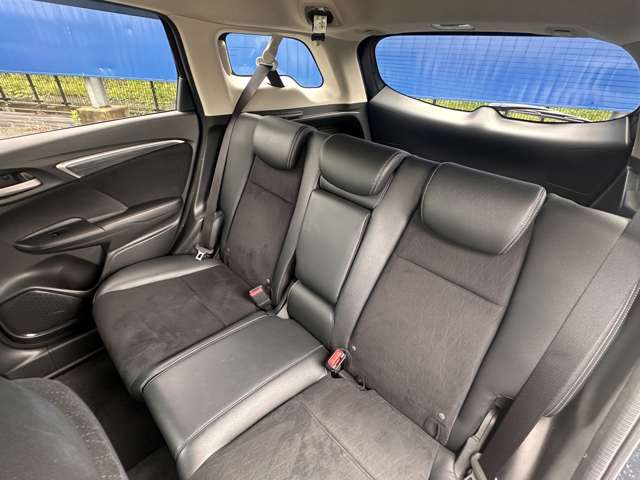 ホンダ シャトル １．５ ハイブリッド Ｚ H29年 () 99