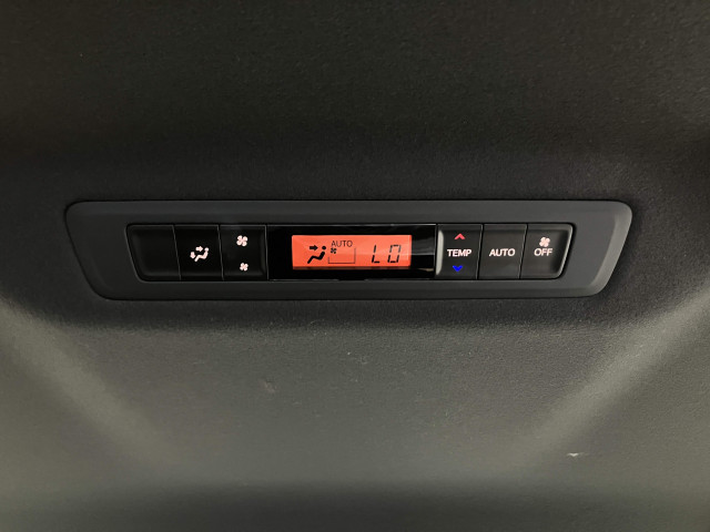 トヨタ ヴォクシー １．８ ハイブリッド ＺＳ 煌ＩＩＩ R3年 (近畿) 99