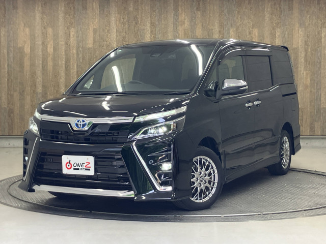 トヨタ ヴォクシー １．８ ハイブリッド ＺＳ 煌ＩＩＩ R3年 (近畿) 99
