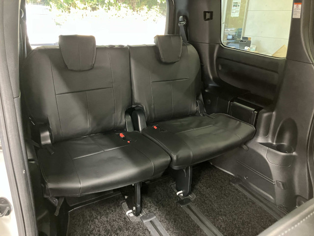 トヨタ ヴォクシー １．８ ハイブリッド ＺＳ 煌ＩＩＩ R3年 (近畿) 99