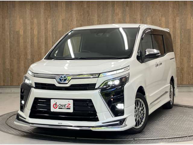 トヨタ ヴォクシー １．８ ハイブリッド ＺＳ 煌ＩＩＩ R3年 (近畿) 99