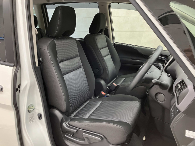 日産 セレナ １．２ Ｅ－ＰＯＷＥＲ ハイウェイスター Ｖ R1年 (近畿) 99