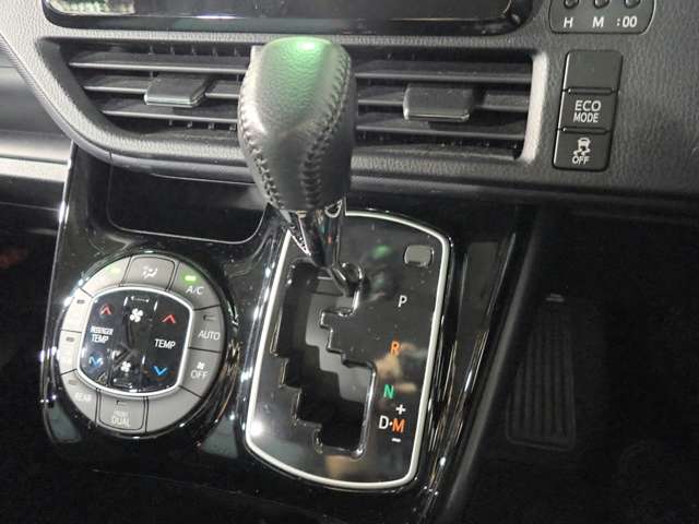 トヨタ ヴォクシー ２．０ ＺＳ 煌ＩＩ H29年 () 99