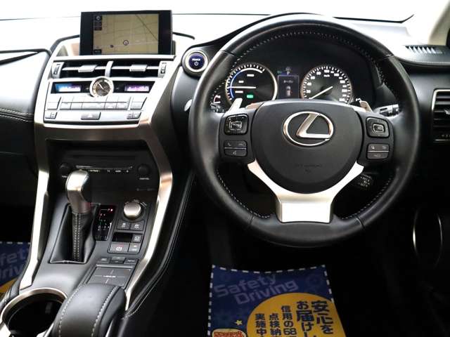 レクサス ＮＸ３００ｈ Ｉパッケージ H29年 () 99