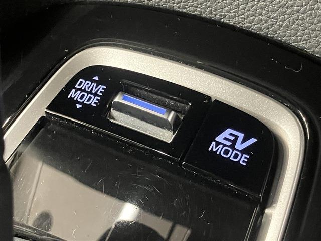 トヨタ カローラ １．８ ハイブリッド Ｓ Ｅ－ＦＯＵＲ ４ＷＤ R3年 (東海) 99