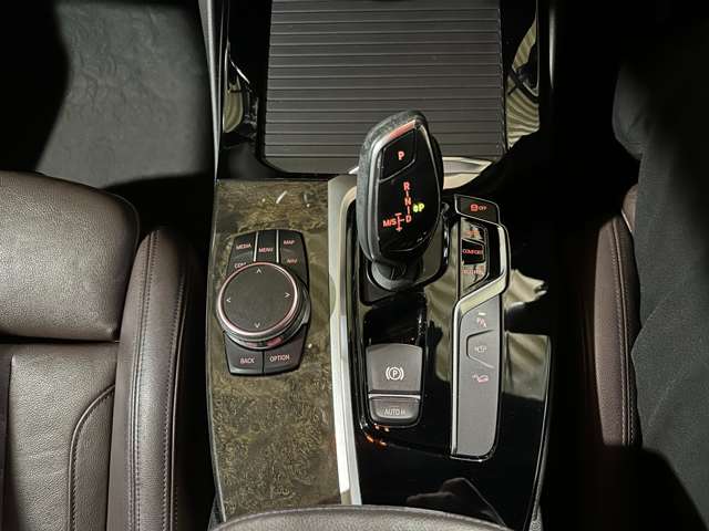 ＢＭＷ Ｘ３ Ｘドライブ２０Ｄ Ｍスポーツ ディーゼルターボ ４ＷＤ R1年 () 99
