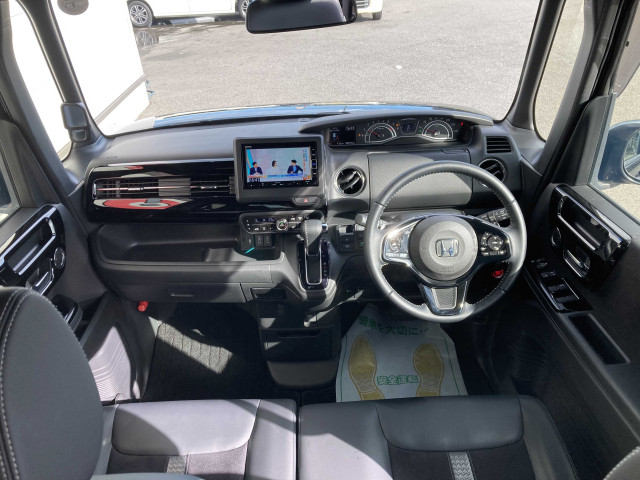 ホンダ Ｎ　ＢＯＸ ６６０ Ｌ ターボ R4年 (四国) 99