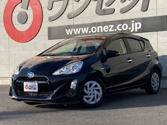 トヨタ アクア １．５ Ｓ スタイルブラック H29年 (四国) 99