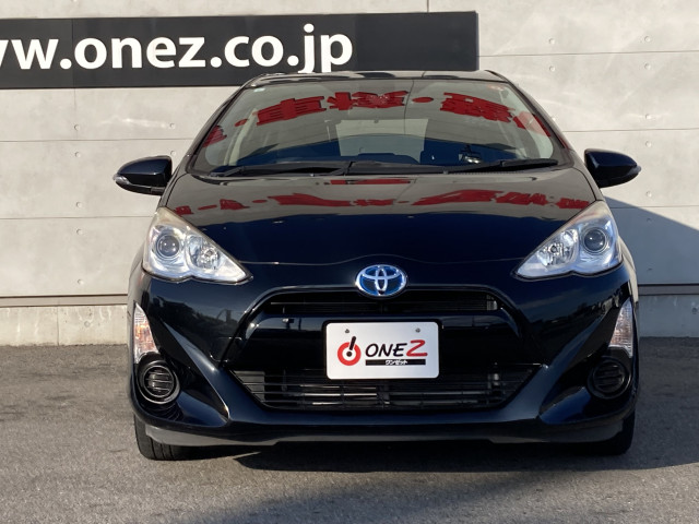 トヨタ アクア １．５ Ｓ スタイルブラック H29年 (四国) 99