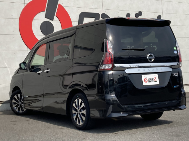 日産 セレナ ２．０ ハイウェイスター H28年 (四国) 99