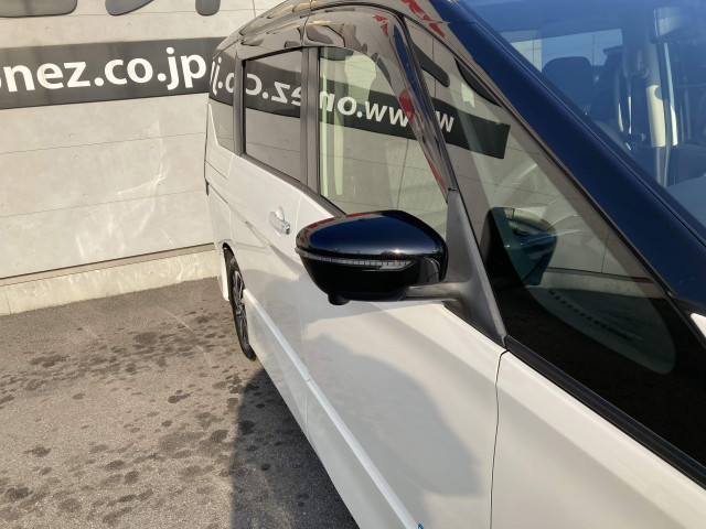 日産 セレナ １．２ Ｅ－ＰＯＷＥＲ ハイウェイスター Ｖ R4年 (四国) 99