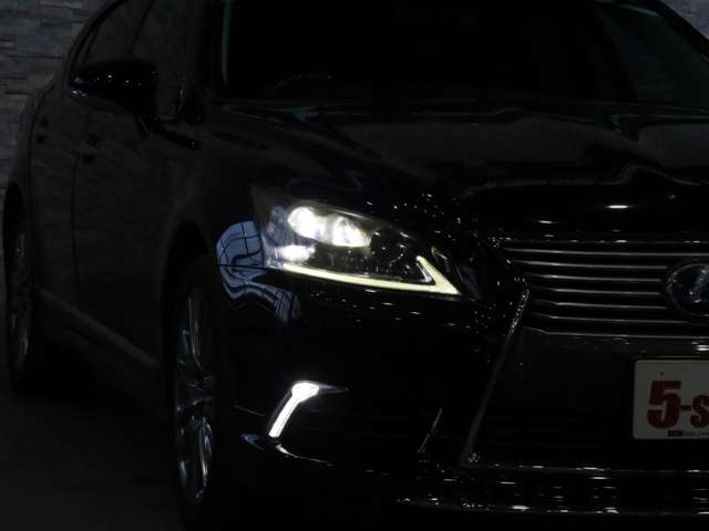 レクサス ＬＳハイブリッド ６００Ｈ バージョンＬ ４ＷＤ H25年 (関東) 99