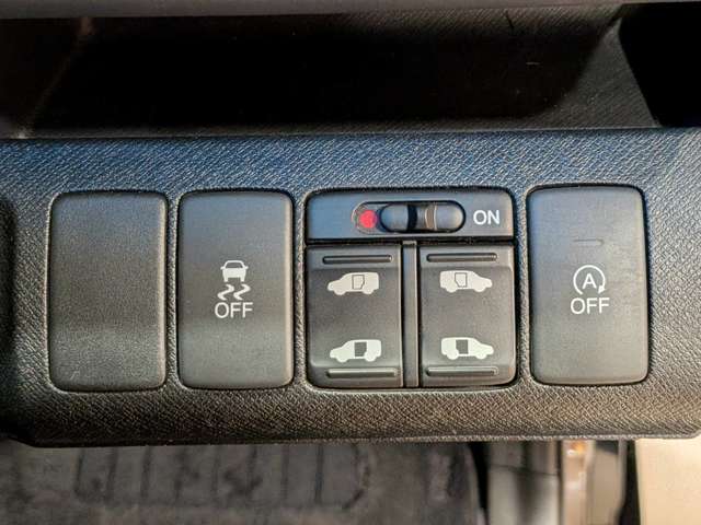 ホンダ ステップワゴン　スパーダ ２．０ スパーダ Ｚ H25年 (関東) 99
