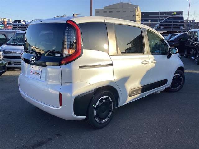 トヨタ シエンタ １．５ Ｚ R7年 (近畿) 99