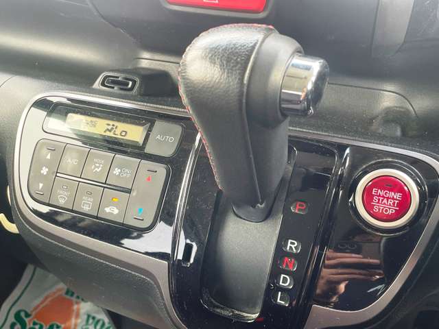 ホンダ Ｎ　ＢＯＸ ６６０ カスタムＧ ターボＳＳパッケージ ２トーンカラースタイル H26年 () 99