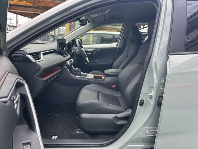トヨタ ＲＡＶ４ ２．５ ハイブリッド アドベンチャー Ｅ－ＦＯＵＲ ４ＷＤ R7年 (東海) 99