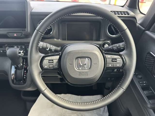 ホンダ Ｎ　ＢＯＸ カスタム ６６０ コーディネートスタイル モノトーン R8年 (東海) 99